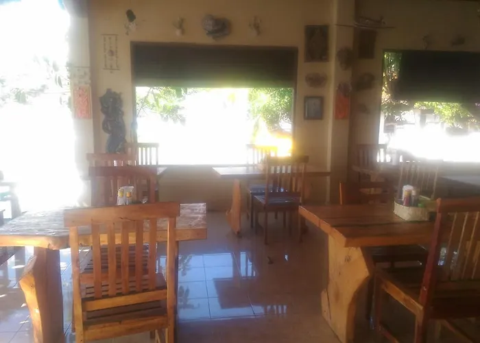 Sunrise Cafe Amed